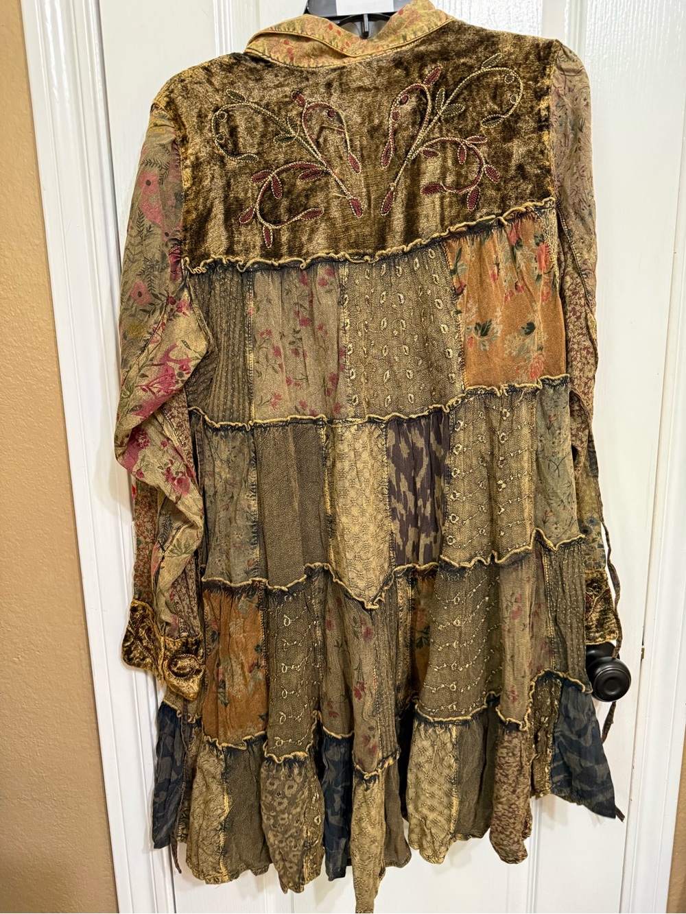 H076 NWT Young Threads L ptp21 21 ptp19 Boho Patchwork Mini Dress in Olive Green - Picture 7 of 14